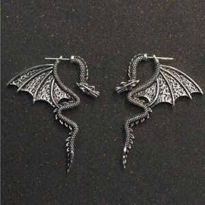 Vintage inspired Dragon Earrings, Antique Silver tone, engraved details